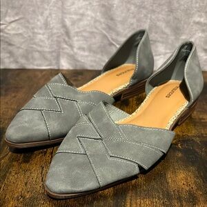 Maurices Gray Flats with Woven Toe Design
